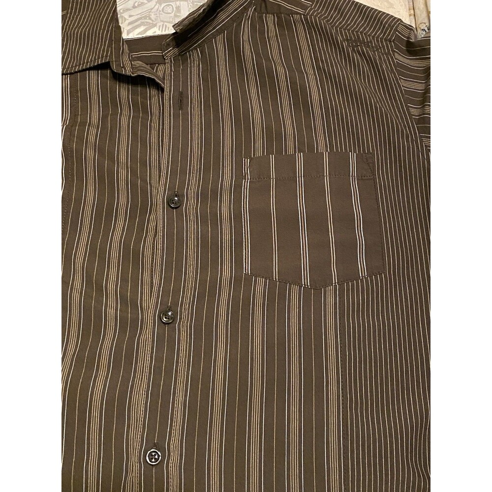 Quiksilver SS Button-Down Casual Surf Shirt Men's M Retro Stripes Skate Resort - Picture 13 of 16